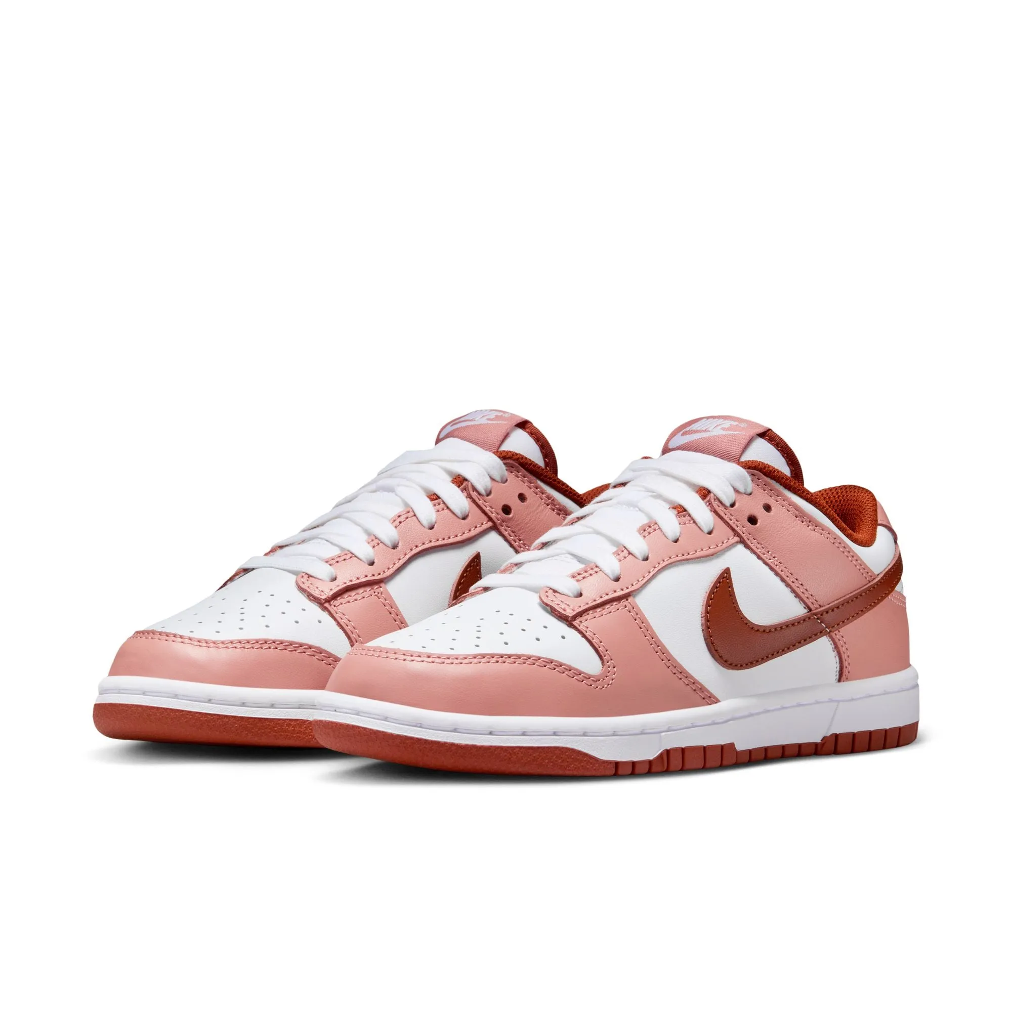 W Nike Dunk Low